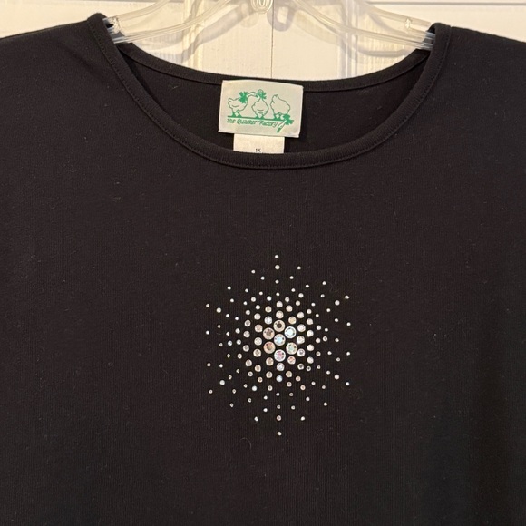 Quacker Factory Top Rhinestones - Picture 2 of 6